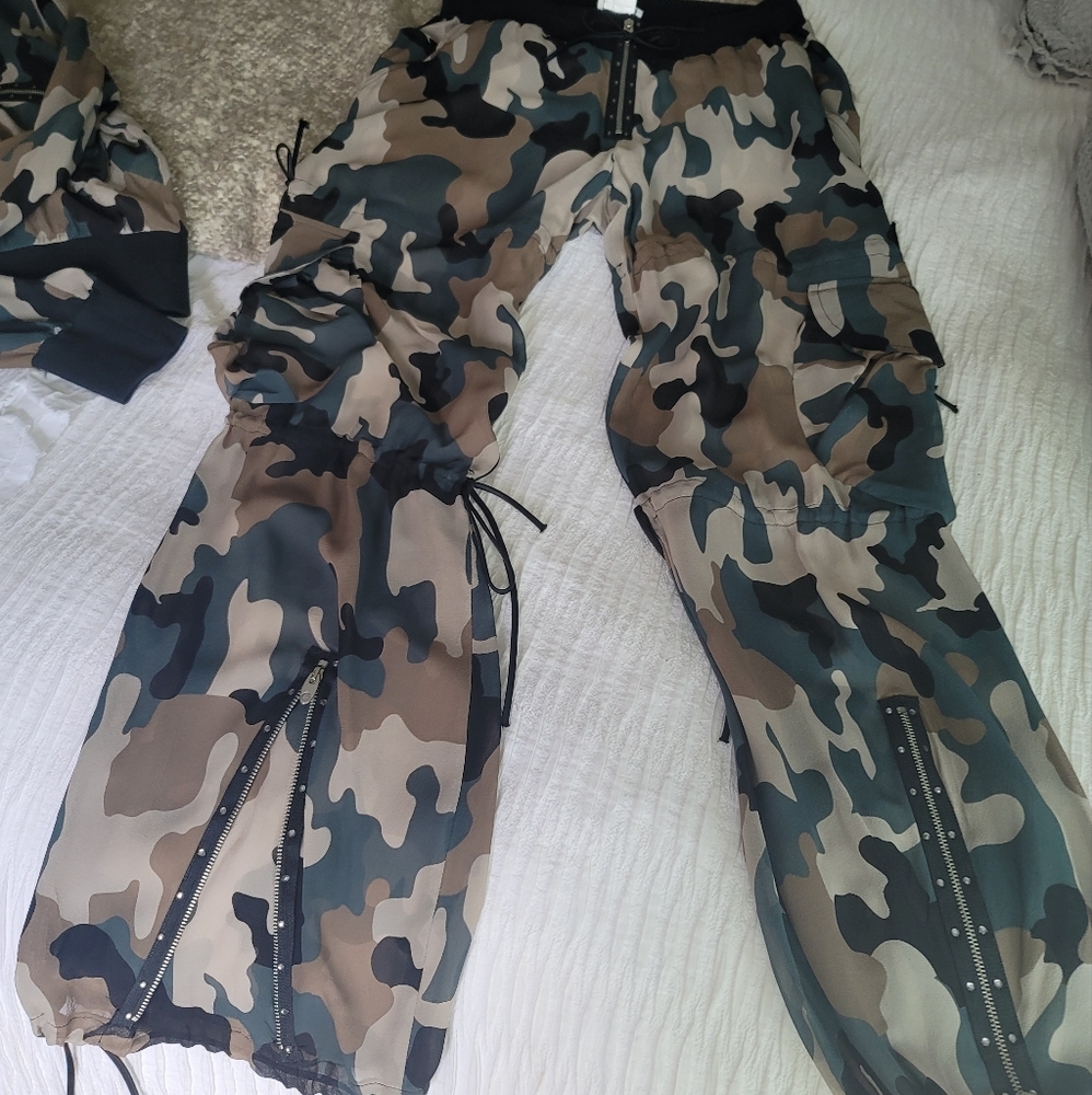 Pinko Silk Jogger Outfit